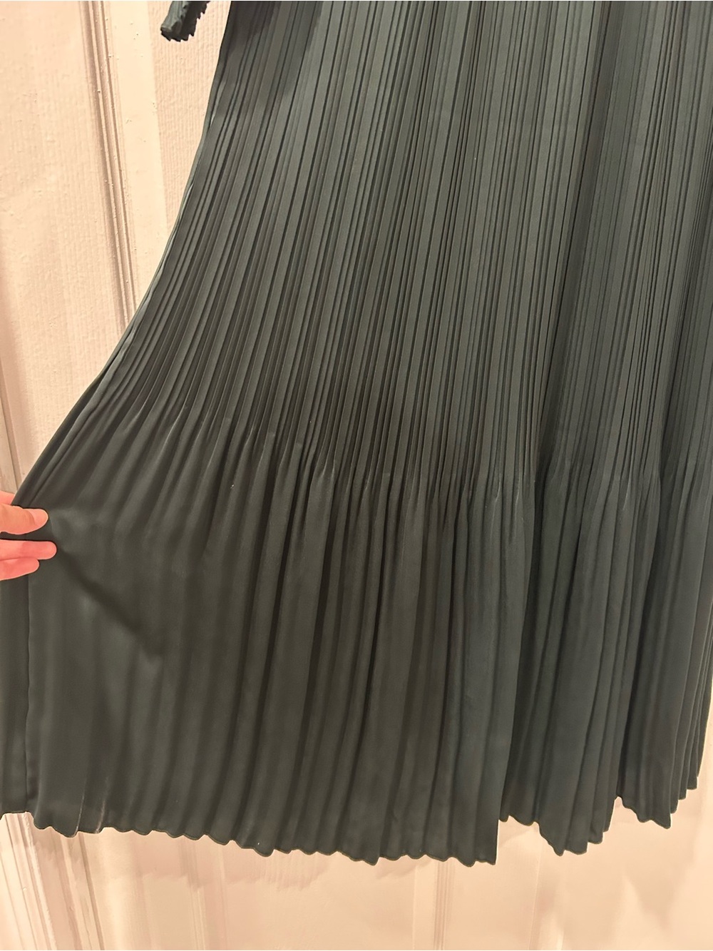 Vince Pleated Satin Long Sleeve Dress Size XS - Picture 9 of 11